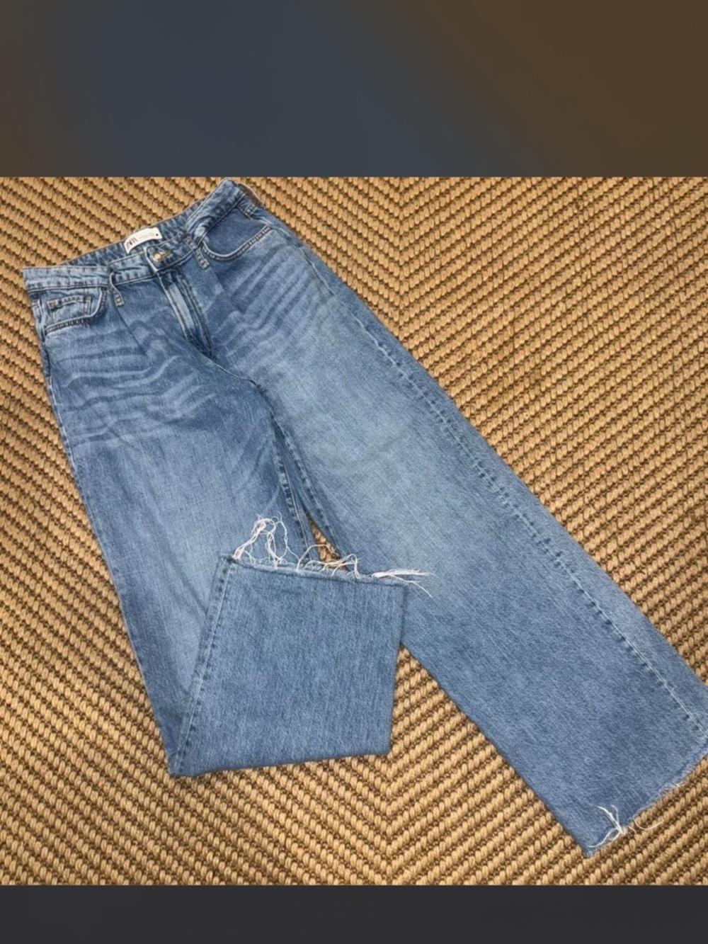 Zara High-Waisted jeans With Front Pleats